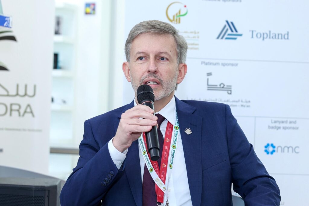 Carel Van der Merwe, Quality and Assessment Director at the Ras Al Khaimah Department of Knowledge, speaking at Aurora50’s Inclusive Workplaces Summit 2024 at Zayed Higher Organization in Abu Dhabi on Preparing POD for Employment.